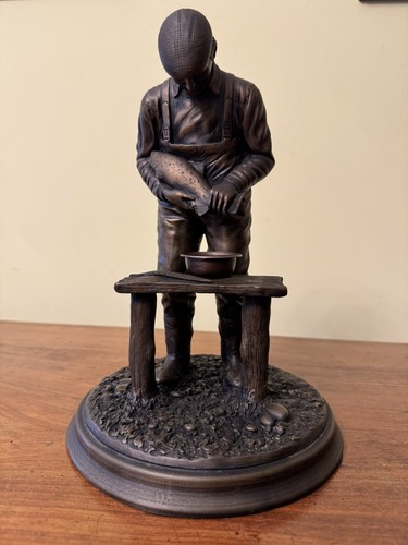 David hughes bronze fishing - david,